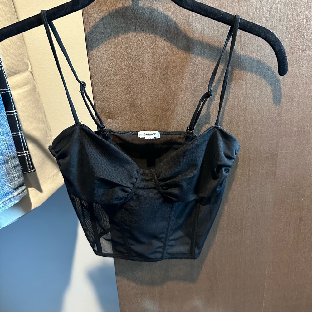Black Garage Top